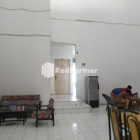 Hotel Samrat Palu Redpartner Exterior photo